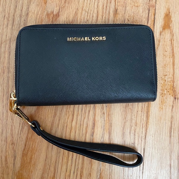 Michael Kors Wallet main image 3